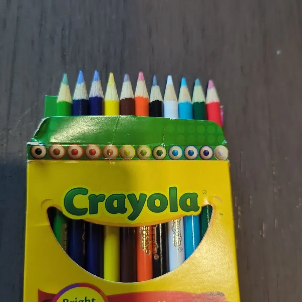 Crayola Colored Pencils 12 Assorted Colors
